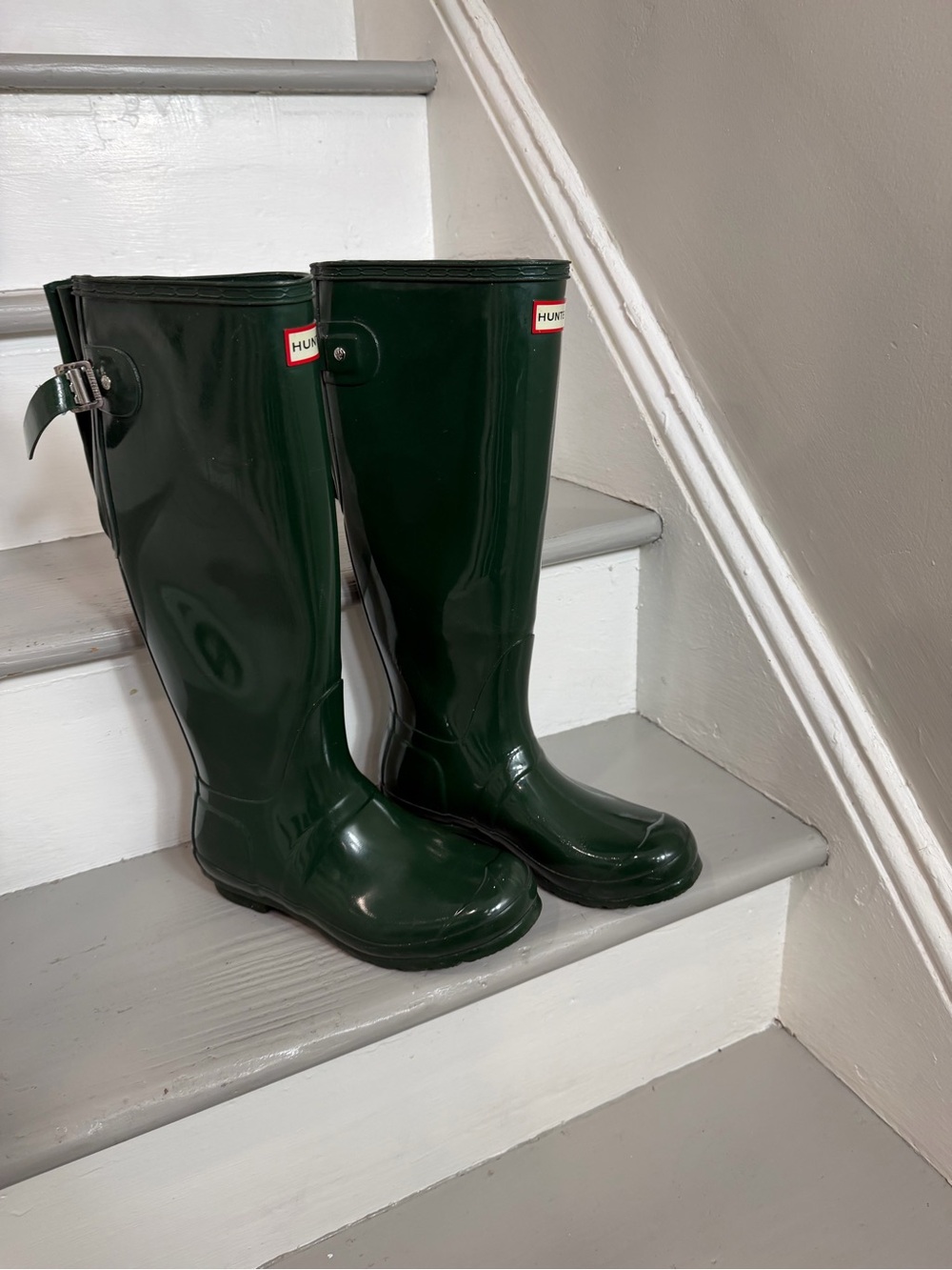 Hunter Tall Gloss Rain Boots in Forest Green